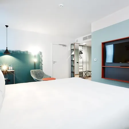 Ibis Styles Centrum Hotel 3*